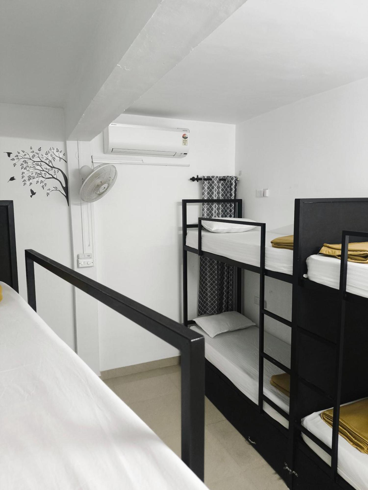 Hostel Stayzo Kochi Exteriör bild