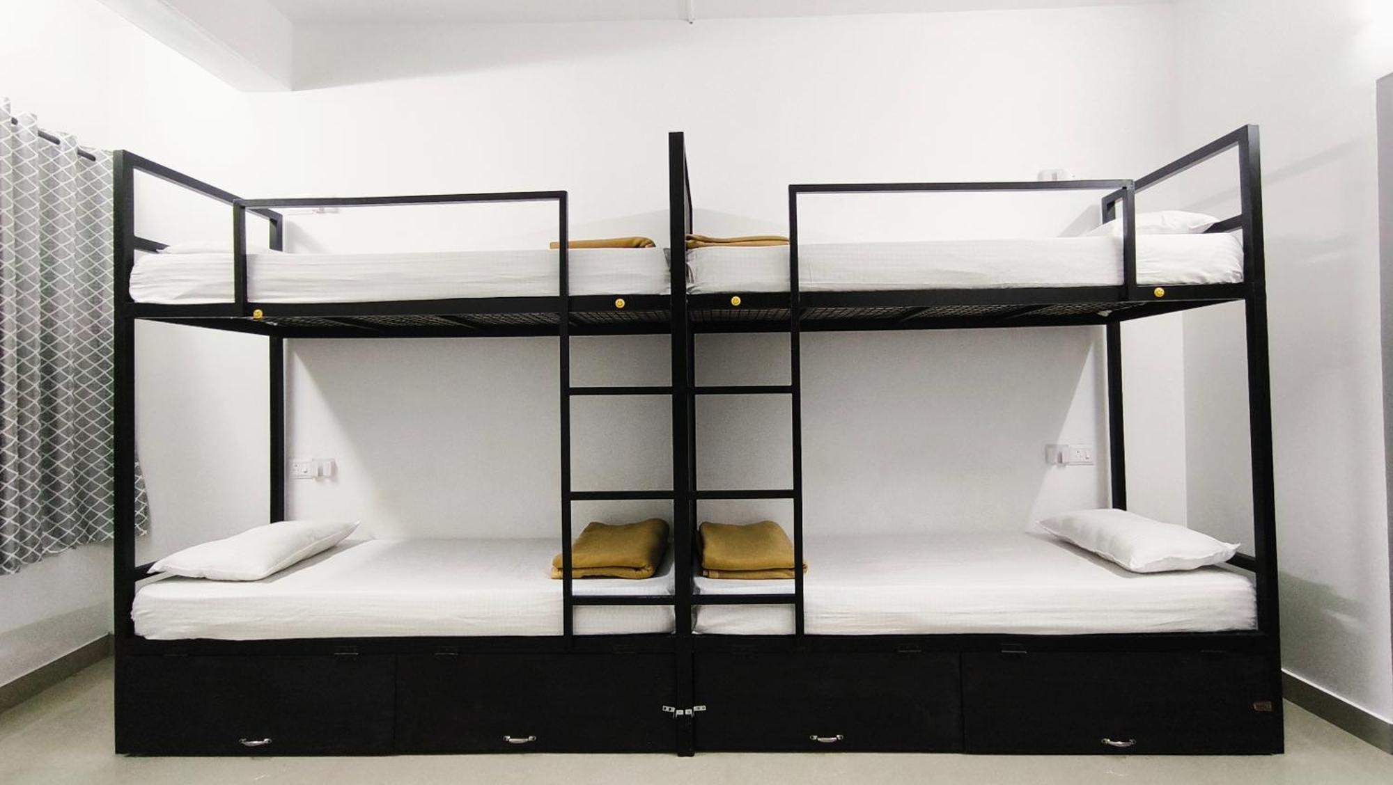 Hostel Stayzo Kochi Exteriör bild